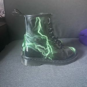 1461 Green Lightning Docs